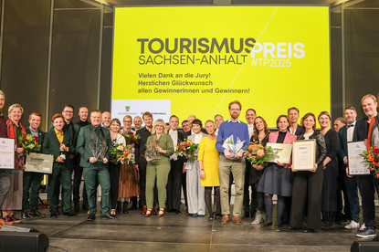 Die Teilnehmerinnen und Teilnehmer zum Wettbewerb.