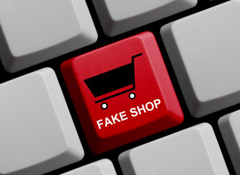Das Bild zeigt eine PC-Tastatur mit der Aufschrift Fakeshop.