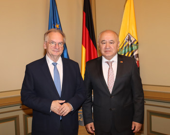 Ministerpräsident und Botschafter