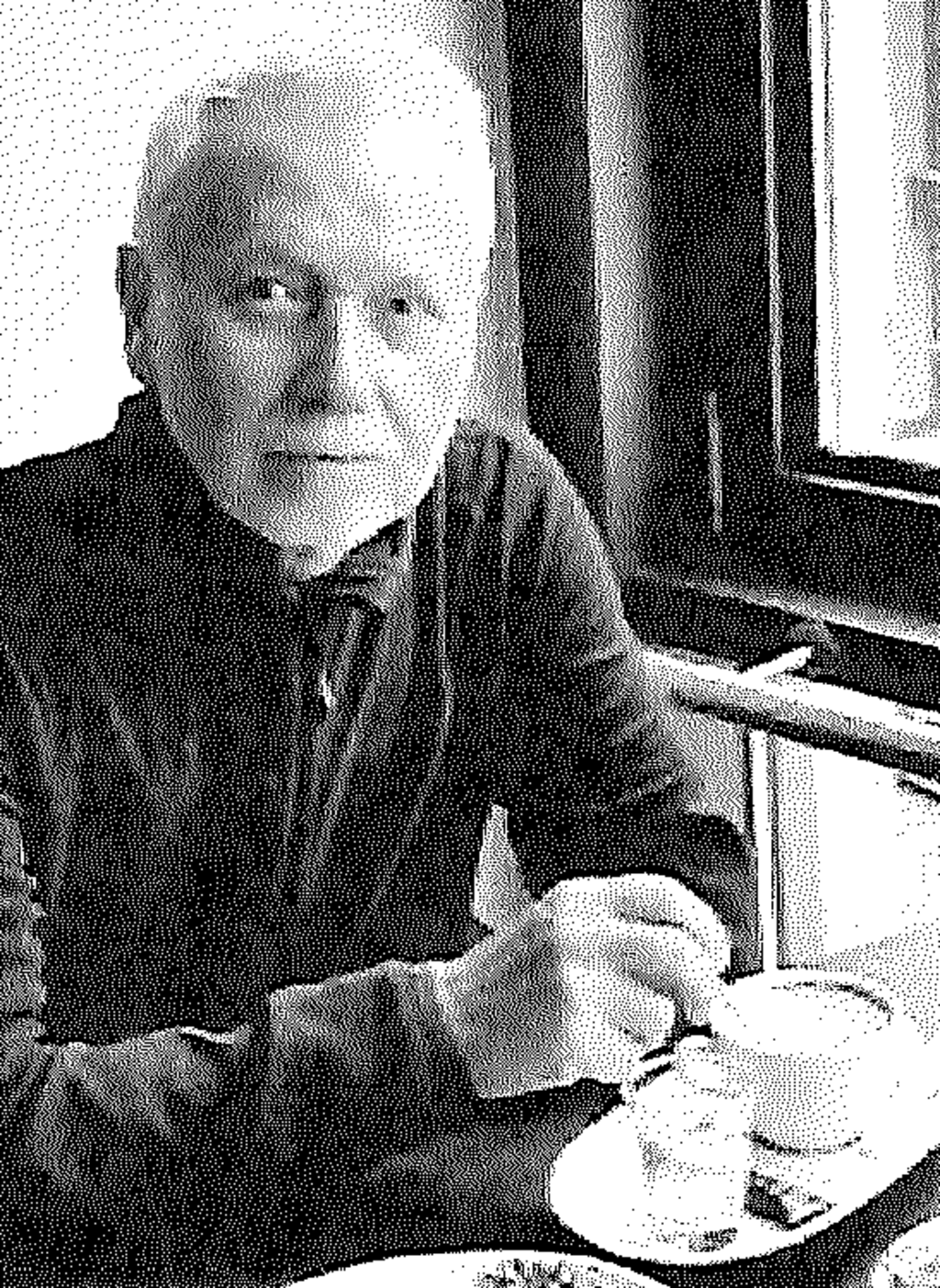 vP Hans-Jürgen Grams