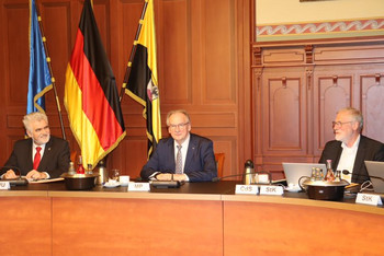 Wissenschaftsminister Prof. Dr. Armin Willingmann, Ministerpräsident Dr. Reiner Haseloff, Staatsminier Rainer Robra