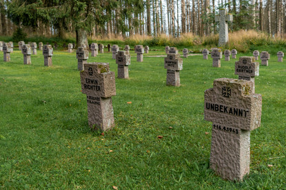 Das Bild zeigt stellvertretend für die Kriegsgräber den Soldatenfriedhof in Oderbrück_Harz.