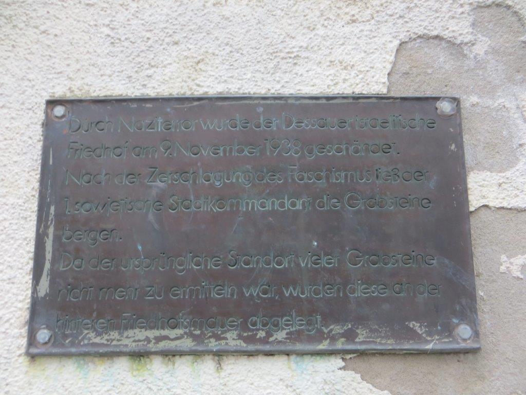 Gedenktafel israel. Friedhof
